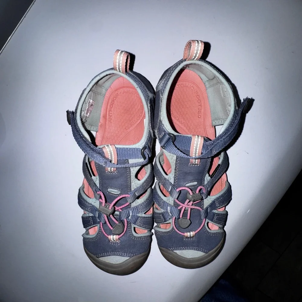 KEEN Unisex Kid Seacamp 2 CNX Closed Toe Water Sandals Flint Stone Ocean Wave 7‎